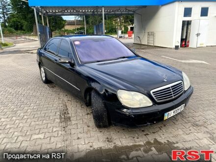 Черный Мерседес С Класс, объемом двигателя 4.5 л и пробегом 300 тыс. км за 2500 $, фото 1 на Automoto.ua