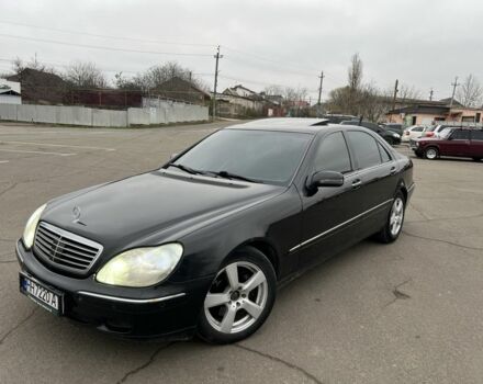 Чорний Мерседес С Клас, об'ємом двигуна 5 л та пробігом 250 тис. км за 4800 $, фото 1 на Automoto.ua