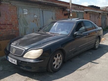 Мерседес С Класс 2001 в Виннице на Automoto.ua Черный Мерседес С Класс, объемом двигателя 4 л и пробегом 320 тыс. км за 3200 $, фото 1 на Automoto.ua
