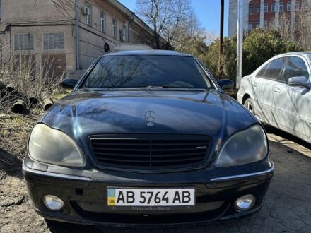 Чорний Мерседес С Клас, об'ємом двигуна 5 л та пробігом 99 тис. км за 4500 $, фото 1 на Automoto.ua