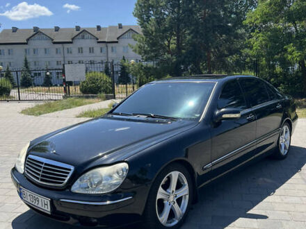 Мерседес С Класс 2001 в Горишние Плавни (Комсомольск) на Automoto.ua Черный Мерседес С Класс, объемом двигателя 5.51 л и пробегом 250 тыс. км за 6500 $, фото 1 на Automoto.ua
