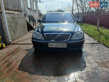 Чорний Мерседес С Клас, об'ємом двигуна 5 л та пробігом 350 тис. км за 8500 $, фото 1 на Automoto.ua