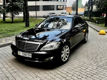 Мерседес С Класс 2003 в Киеве на Automoto.ua Черный Мерседес С Класс, объемом двигателя 3.4 л и пробегом 259 тыс. км за 8650 $, фото 1 на Automoto.ua