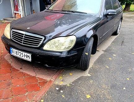 Черный Мерседес С Класс, объемом двигателя 5 л и пробегом 316 тыс. км за 6750 $, фото 1 на Automoto.ua