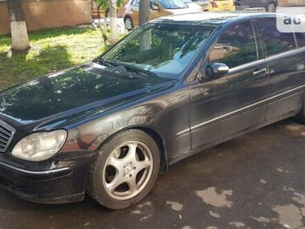 Чорний Мерседес С Клас, об'ємом двигуна 3.7 л та пробігом 228 тис. км за 7200 $, фото 1 на Automoto.ua