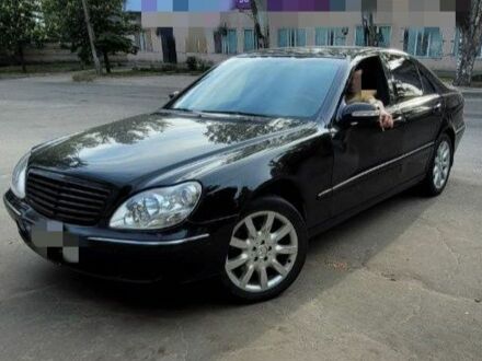 Мерседес С Класс 2003 в Запорожье на Automoto.ua Черный Мерседес С Класс, объемом двигателя 5 л и пробегом 456 тыс. км за 3400 $, фото 1 на Automoto.ua