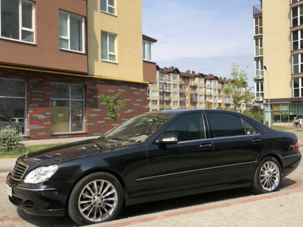 Черный Мерседес С Класс, объемом двигателя 5 л и пробегом 290 тыс. км за 8000 $, фото 1 на Automoto.ua