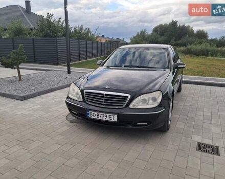 Чорний Мерседес С Клас, об'ємом двигуна 4 л та пробігом 306 тис. км за 5600 $, фото 1 на Automoto.ua