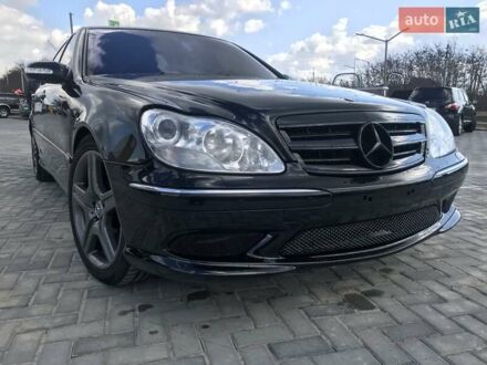 Черный Мерседес С Класс, объемом двигателя 5 л и пробегом 350 тыс. км за 4500 $, фото 1 на Automoto.ua