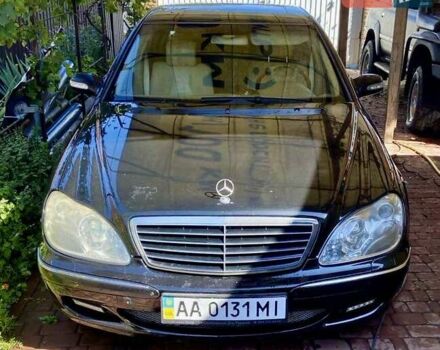 Чорний Мерседес С Клас, об'ємом двигуна 5 л та пробігом 380 тис. км за 5500 $, фото 1 на Automoto.ua