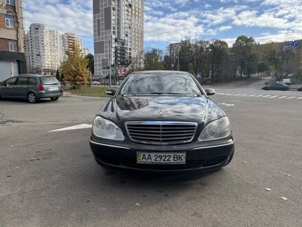 Мерседес С Класс 2005 в Киеве на Automoto.ua Черный Мерседес С Класс, объемом двигателя 5 л и пробегом 290 тыс. км за 4500 $, фото 1 на Automoto.ua