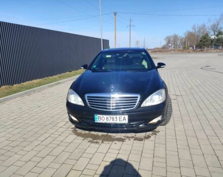 Чорний Мерседес С Клас, об'ємом двигуна 3.5 л та пробігом 207 тис. км за 9500 $, фото 1 на Automoto.ua