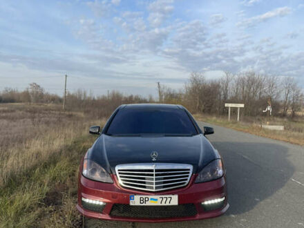 Чорний Мерседес С Клас, об'ємом двигуна 5.46 л та пробігом 419 тис. км за 11999 $, фото 1 на Automoto.ua