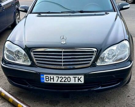 Чорний Мерседес С Клас, об'ємом двигуна 5 л та пробігом 300 тис. км за 8000 $, фото 1 на Automoto.ua