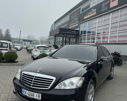 Черный Мерседес С Класс, объемом двигателя 5.44 л и пробегом 227 тыс. км за 11000 $, фото 1 на Automoto.ua