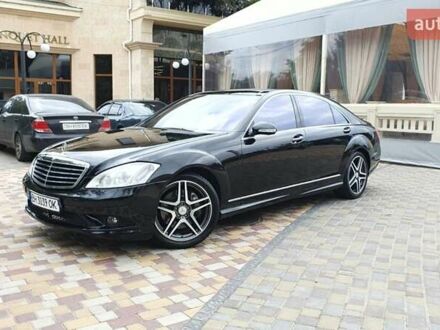 Черный Мерседес С Класс, объемом двигателя 5.46 л и пробегом 370 тыс. км за 11200 $, фото 1 на Automoto.ua