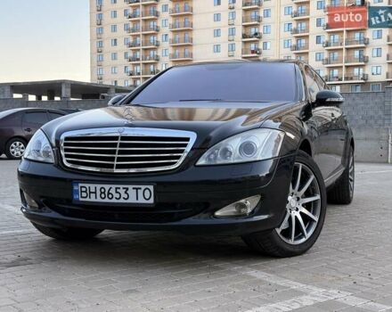 Чорний Мерседес С Клас, об'ємом двигуна 5.5 л та пробігом 375 тис. км за 10200 $, фото 1 на Automoto.ua