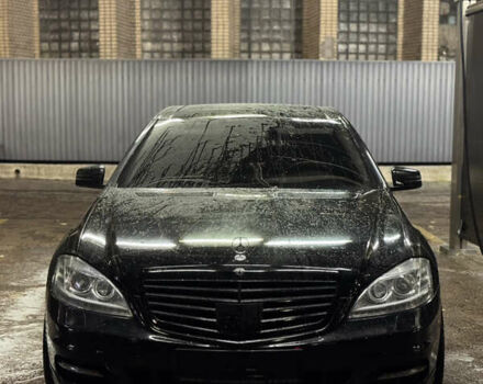 Мерседес С Клас 2006 у Києві на Automoto.ua Чорний Мерседес С Клас, об'ємом двигуна 5.5 л та пробігом 390 тис. км за 10999 $, фото 1 на Automoto.ua