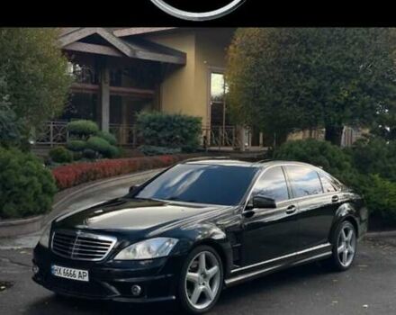 Черный Мерседес С Класс, объемом двигателя 5.5 л и пробегом 235 тыс. км за 10999 $, фото 1 на Automoto.ua