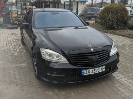 Чорний Мерседес С Клас, об'ємом двигуна 3.5 л та пробігом 222 тис. км за 10100 $, фото 1 на Automoto.ua