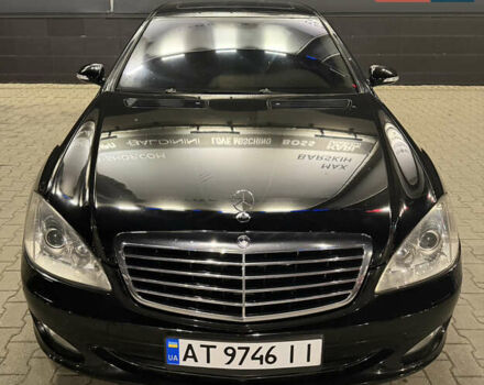 Черный Мерседес С Класс, объемом двигателя 5.5 л и пробегом 176 тыс. км за 8499 $, фото 1 на Automoto.ua