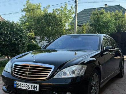 Мерседес С Класс 2007 в Конотопе на Automoto.ua Черный Мерседес С Класс, объемом двигателя 5.5 л и пробегом 238 тыс. км за 13700 $, фото 1 на Automoto.ua