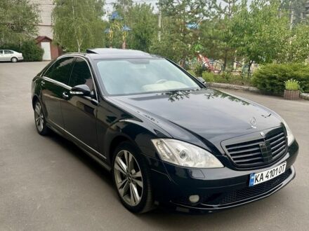 Мерседес С Класс 2007 в Славянске на Automoto.ua Черный Мерседес С Класс, объемом двигателя 5.5 л и пробегом 205 тыс. км за 10000 $, фото 1 на Automoto.ua