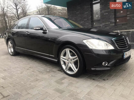 Мерседес С Класс 2007 в Ровно на Automoto.ua Черный Мерседес С Класс, объемом двигателя 5.46 л и пробегом 240 тыс. км за 11900 $, фото 1 на Automoto.ua