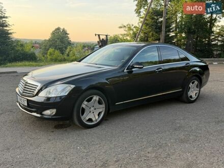 Чорний Мерседес С Клас, об'ємом двигуна 3 л та пробігом 320 тис. км за 12500 $, фото 1 на Automoto.ua