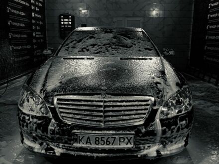 Черный Мерседес С Класс, объемом двигателя 3 л и пробегом 210 тыс. км за 11500 $, фото 1 на Automoto.ua