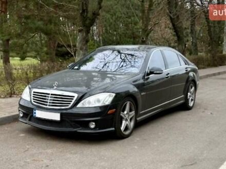 Черный Мерседес С Класс, объемом двигателя 6.21 л и пробегом 95 тыс. км за 27000 $, фото 1 на Automoto.ua