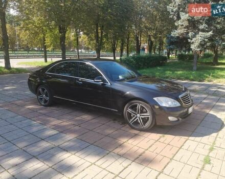 Чорний Мерседес С Клас, об'ємом двигуна 4.7 л та пробігом 530 тис. км за 14500 $, фото 1 на Automoto.ua
