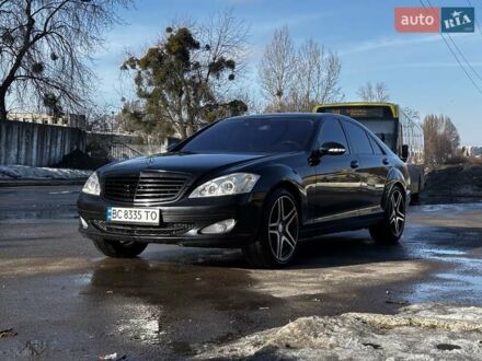 Чорний Мерседес С Клас, об'ємом двигуна 3 л та пробігом 312 тис. км за 10800 $, фото 1 на Automoto.ua