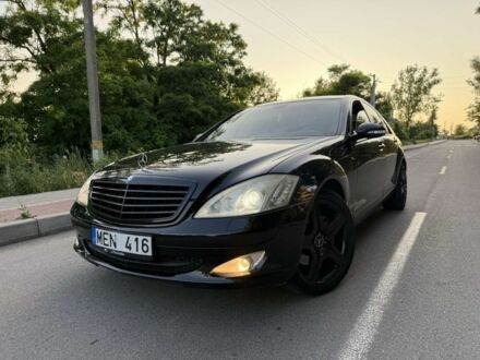 Мерседес С Класс 2007 в Кременчуге на Automoto.ua Черный Мерседес С Класс, объемом двигателя 0 л и пробегом 300 тыс. км за 8162 $, фото 1 на Automoto.ua