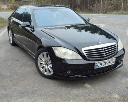 Чорний Мерседес С Клас, об'ємом двигуна 5.5 л та пробігом 198 тис. км за 12000 $, фото 1 на Automoto.ua