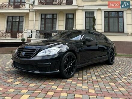 Чорний Мерседес С Клас, об'ємом двигуна 5.5 л та пробігом 260 тис. км за 13000 $, фото 1 на Automoto.ua