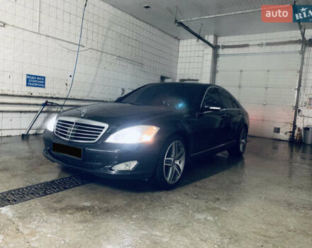 Черный Мерседес С Класс, объемом двигателя 2.99 л и пробегом 390 тыс. км за 11900 $, фото 1 на Automoto.ua