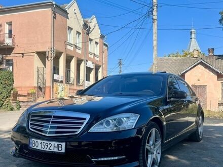 Чорний Мерседес С Клас, об'ємом двигуна 4.7 л та пробігом 273 тис. км за 10500 $, фото 1 на Automoto.ua