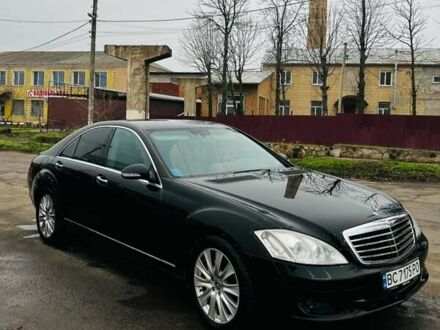 Черный Мерседес С Класс, объемом двигателя 2.99 л и пробегом 396 тыс. км за 12500 $, фото 1 на Automoto.ua