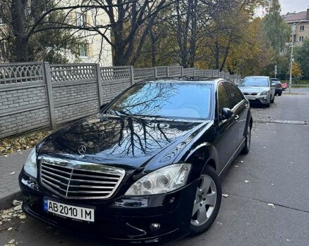 Чорний Мерседес С Клас, об'ємом двигуна 5.4 л та пробігом 208 тис. км за 17500 $, фото 1 на Automoto.ua