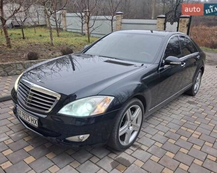 Черный Мерседес С Класс, объемом двигателя 2.99 л и пробегом 396 тыс. км за 13500 $, фото 1 на Automoto.ua