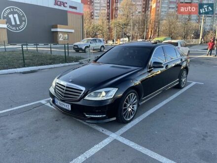 Мерседес С Класс 2008 в Днепре (Днепропетровске) на Automoto.ua Черный Мерседес С Класс, объемом двигателя 5.5 л и пробегом 230 тыс. км за 18000 $, фото 1 на Automoto.ua