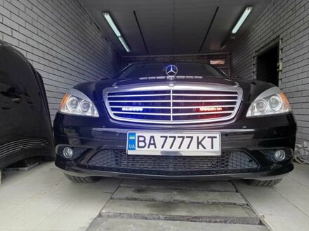 Мерседес С Класс 2008 в Днепре (Днепропетровске) на Automoto.ua Черный Мерседес С Класс, объемом двигателя 3 л и пробегом 327 тыс. км за 17777 $, фото 1 на Automoto.ua