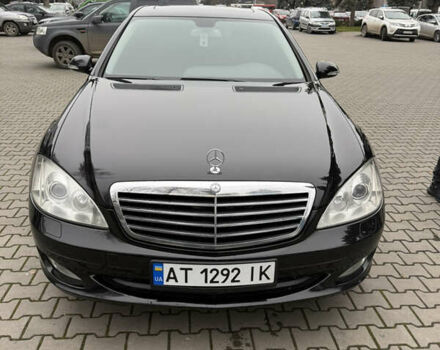 Чорний Мерседес С Клас, об'ємом двигуна 3 л та пробігом 295 тис. км за 12999 $, фото 1 на Automoto.ua
