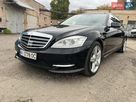 Черный Мерседес С Класс, объемом двигателя 5.46 л и пробегом 252 тыс. км за 18000 $, фото 1 на Automoto.ua