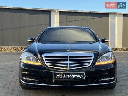Мерседес С Класс 2009 в Стрые на Automoto.ua Черный Мерседес С Класс, объемом двигателя 5.5 л и пробегом 311 тыс. км за 14999 $, фото 1 на Automoto.ua