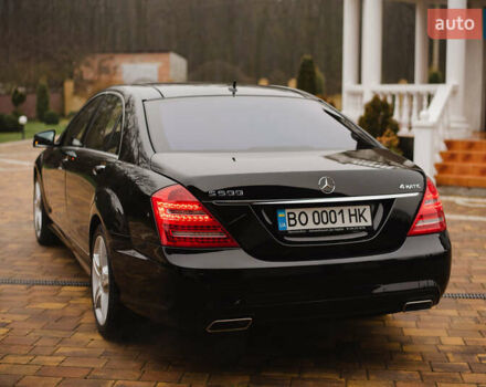 Чорний Мерседес С Клас, об'ємом двигуна 5.46 л та пробігом 70 тис. км за 30000 $, фото 1 на Automoto.ua