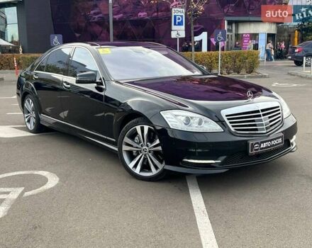 Чорний Мерседес С Клас, об'ємом двигуна 5.46 л та пробігом 312 тис. км за 19990 $, фото 1 на Automoto.ua