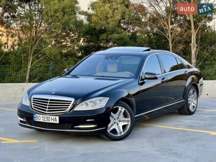 Черный Мерседес С Класс, объемом двигателя 5.5 л и пробегом 370 тыс. км за 13990 $, фото 1 на Automoto.ua
