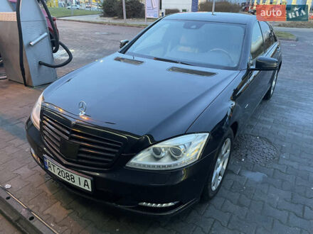 Мерседес С Класс 2010 в Ивано-Франковске на Automoto.ua Черный Мерседес С Класс, объемом двигателя 2.99 л и пробегом 402 тыс. км за 16888 $, фото 1 на Automoto.ua
